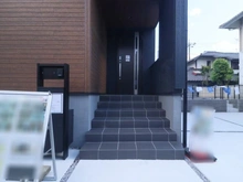 【神奈川県/横浜市青葉区すみよし台】青葉区すみよし台　新築戸建て アプローチ