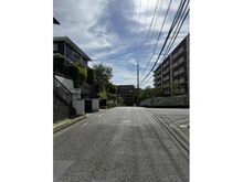 【神奈川県/川崎市宮前区有馬】有馬9丁目　中古戸建 前面道路