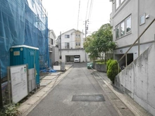 【神奈川県/川崎市宮前区東有馬】宮前区東有馬2丁目 新築戸建て 前面道路