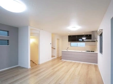 【神奈川県/川崎市宮前区神木本町】宮前区神木本町3丁目　中古戸建 リビング・ダイニング