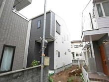 【神奈川県/川崎市宮前区有馬】宮前区有馬8丁目　新築戸建て 建築中の外観