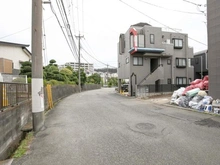 【神奈川県/川崎市宮前区有馬】宮前区有馬8丁目　新築戸建て 前面道路