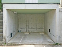 【神奈川県/川崎市宮前区犬蔵】宮前区犬蔵1丁目　中古戸建 駐車場