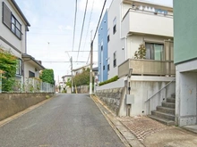 【神奈川県/川崎市宮前区犬蔵】宮前区犬蔵1丁目　中古戸建 前面道路