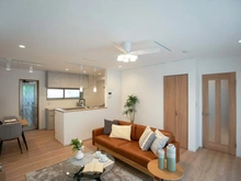 【神奈川県/横浜市青葉区美しが丘西】青葉区美しが丘西2丁目　中古戸建て リビング・ダイニング