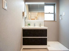 【神奈川県/横浜市青葉区美しが丘西】青葉区美しが丘西2丁目　中古戸建て 洗面室