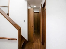 【神奈川県/横浜市緑区三保町】横浜市緑区三保町　中古戸建て 玄関：玄関ホール