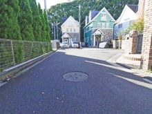 【神奈川県/横浜市保土ケ谷区常盤台】保土ケ谷区常盤台　中古戸建て 前面道路