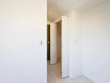 【神奈川県/川崎市麻生区虹ケ丘】麻生区虹ヶ丘1丁目　新築戸建　2号棟（全2棟） 収納