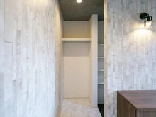 【神奈川県/川崎市麻生区虹ケ丘】麻生区虹ヶ丘1丁目　新築戸建　2号棟（全2棟） 玄関：シューズインクローゼット