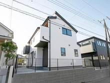 【神奈川県/川崎市麻生区虹ケ丘】麻生区虹ヶ丘1丁目　新築戸建　2号棟（全2棟） 外観：2号棟：写真中央（全2棟）