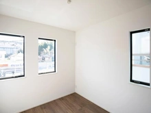 【神奈川県/川崎市宮前区犬蔵】宮前区犬蔵1丁目　新築戸建て1号棟（全2棟） 洋室