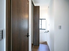 【神奈川県/川崎市宮前区犬蔵】宮前区犬蔵1丁目　新築戸建て1号棟（全2棟） 廊下