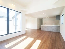 【神奈川県/横浜市都筑区東山田】都筑区東山田1丁目　新築戸建て2号棟（全3棟） リビング・ダイニング