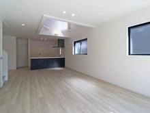 【神奈川県/横浜市都筑区東山田】都筑区東山田1丁目　新築戸建て3号棟（全3棟） リビング・ダイニング