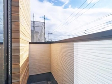 【神奈川県/横浜市青葉区荏子田】青葉区荏子田1丁目　新築戸建て4号棟（全4棟） バルコニー