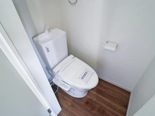 【神奈川県/横浜市青葉区荏子田】青葉区荏子田1丁目　新築戸建て4号棟（全4棟） トイレ