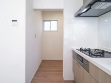 【神奈川県/川崎市宮前区有馬】宮前区有馬3丁目　中古戸建 キッチン：パントリー