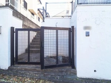 【神奈川県/横浜市青葉区大場町】青葉区大場町　中古戸建 アプローチ