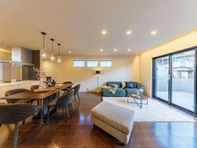 【神奈川県/横浜市都筑区早渕】横浜市都筑区早渕3丁目　中古戸建て リビング・ダイニング：※家具調度品等は販売価格に含まれておりません