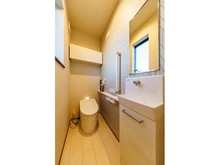 【神奈川県/横浜市都筑区早渕】横浜市都筑区早渕3丁目　中古戸建て トイレ：2階