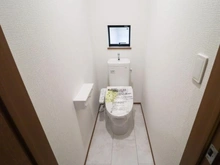 【神奈川県/川崎市宮前区南野川】宮前区南野川1丁目　新築戸建てA号棟（全2棟） トイレ：2階