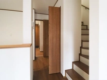 【神奈川県/川崎市宮前区南野川】宮前区南野川1丁目　新築戸建てA号棟（全2棟） 階段