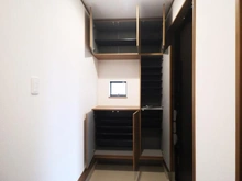 【神奈川県/川崎市宮前区南野川】宮前区南野川1丁目　新築戸建てA号棟（全2棟） 玄関：下足入