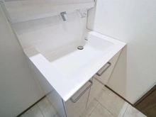 【神奈川県/川崎市宮前区南野川】宮前区南野川1丁目　新築戸建てB号棟（全2棟） 洗面室：化粧洗面台