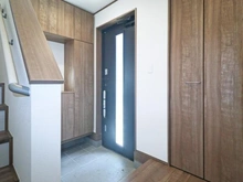 【神奈川県/川崎市宮前区南野川】宮前区南野川1丁目　新築戸建てB号棟（全2棟） 玄関