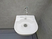 【神奈川県/横浜市青葉区美しが丘】青葉区美しが丘4丁目 新築戸建て2号棟（全2棟） バルコニー：スロップシンク