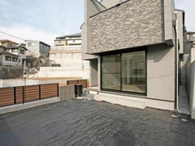 【神奈川県/横浜市青葉区美しが丘】青葉区美しが丘4丁目 新築戸建て2号棟（全2棟） 庭