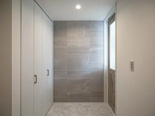 【神奈川県/横浜市青葉区美しが丘】青葉区美しが丘4丁目 新築戸建て2号棟（全2棟） 玄関：玄関ホール