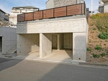 【神奈川県/横浜市青葉区美しが丘】青葉区美しが丘4丁目 新築戸建て2号棟（全2棟） 駐車場