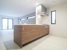 【神奈川県/川崎市宮前区けやき平】宮前区けやき平　新築戸建てB号棟（全4棟） キッチン