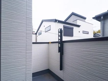 【神奈川県/川崎市宮前区けやき平】宮前区けやき平　新築戸建てB号棟（全4棟） バルコニー