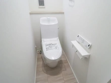 【神奈川県/川崎市宮前区けやき平】宮前区けやき平　新築戸建てB号棟（全4棟） トイレ：2階