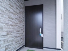 【神奈川県/川崎市宮前区けやき平】宮前区けやき平　新築戸建てB号棟（全4棟） 玄関