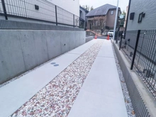 【神奈川県/川崎市宮前区けやき平】宮前区けやき平　新築戸建てB号棟（全4棟） 駐車場