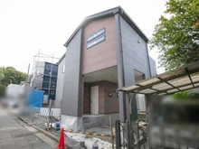 【神奈川県/横浜市都筑区加賀原】都筑区加賀原一丁目　新築戸建て 建築中の外観