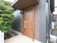 【神奈川県/横浜市青葉区新石川】青葉区新石川3丁目　中古戸建て 玄関