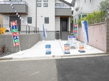 【神奈川県/横浜市青葉区美しが丘西】青葉区美しが丘西2丁目　新築戸建 駐車場