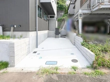 【東京都/町田市本町田】町田市本町田新築戸建て2号棟（全2棟） 駐車場