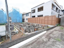 【神奈川県/相模原市中央区淵野辺本町】中央区淵野辺本町3丁目新築戸建て1号棟（全5棟） 現地（建築前）：1号棟：写真中央（全5棟）