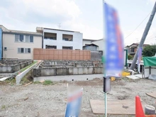 【神奈川県/相模原市中央区淵野辺本町】中央区淵野辺本町3丁目新築戸建て2号棟（全5棟） 現地（建築前）：2号棟：写真中央（全5棟）