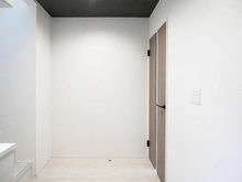 【神奈川県/相模原市中央区淵野辺本町】中央区淵野辺本町3丁目新築戸建て2号棟（全5棟） 玄関：玄関ホール