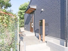 【神奈川県/横浜市緑区霧が丘】緑区霧が丘1丁目　新築戸建て アプローチ