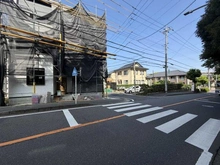 【神奈川県/横浜市緑区鴨居町】緑区鴨居町　新築戸建2号棟（全5棟） 前面道路
