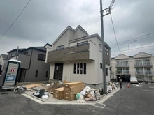 【東京都/町田市成瀬台】町田市成瀬台1丁目　新築戸建て2号棟（全18棟） 建築中の外観：全18区画　2号棟