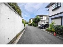 【神奈川県/横浜市都筑区荏田東】中古戸建て　都筑区荏田東4丁目 前面道路